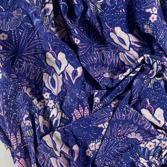 Gap Maternity Two-Piece Swimsuit - Picture 5 of 8